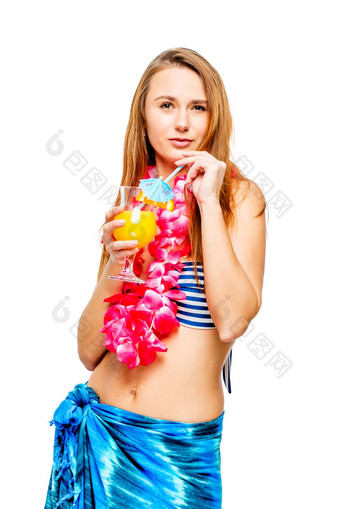 浅黑肤色的女人玻璃鸡尾酒夏威夷聚会，<strong>派对比基尼</strong>