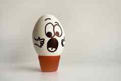 鸡蛋情感概念鸡蛋脸照片设计