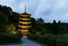 琉璃光寺寺庙宝塔