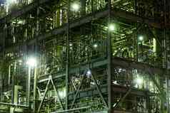 钢铁厂工业建筑晚上