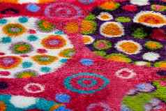 色彩斑斓的地毯