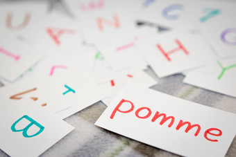法国学习词字母卡片写作