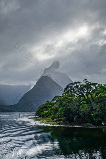 米尔福德港声音<strong>峡湾</strong>国家公园新西兰