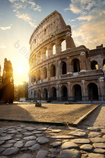 伟大的罗马圆形大剧场早....