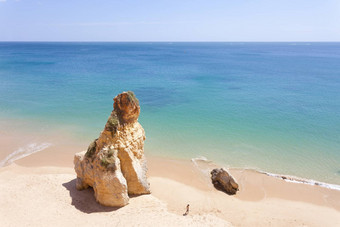 葡萄牙阿尔加夫巨大的岩石沙滩上<strong>41</strong>
