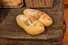 荷兰木鞋子
