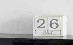 白色块日历现在日期月7月