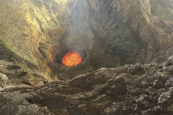 火山喷发俱乐部烟灰大气