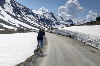 女人老strynefjellsvegen挪威