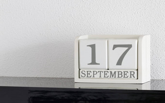 白色块日历现在日期月9月