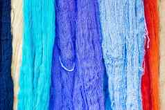 色彩斑斓的丝绸线程织物染色棉花染色自然