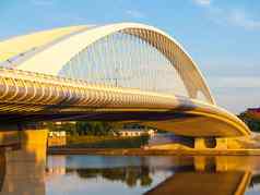 现代特洛伊桥伏尔塔瓦河河holesovice布拉格捷克共和国