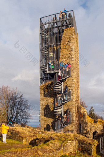 奥利克nad洪波尔塞姆城堡塔重建游客前维索西纳捷克共和国