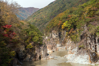 <strong>龙</strong>阳喉咙峡谷日<strong>兴</strong>日本