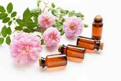 瓶至关重要的玫瑰石油芳香疗法