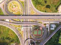 前视图路高速公路空中拍摄高速公路国际米兰