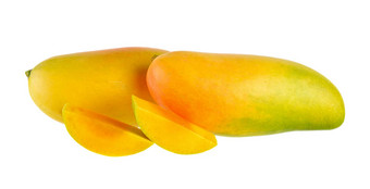 甜蜜的成熟的芒果孤立的白色背景
