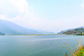 照片天空湖山反射博卡拉湖加德满都尼泊尔提前肖像景观宽屏幕古董电影自然自由旅行能源环境概念