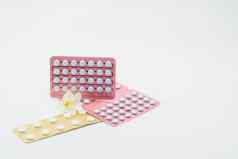 激素药片激素更换治疗更年期女人雌激素药片泡包