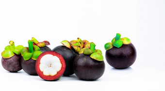 紫色的山竹果交叉部分孤立的白色背景热带水果泰国女王水果亚洲新鲜的水果市场自然源丹宁酸氧杂蒽酮