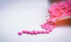 桩粉红色的轮糖涂层平板电脑药片药物托盘复制空间药片治疗抗焦虑抗抑郁药偏头痛头疼预防医疗保健老年人老人