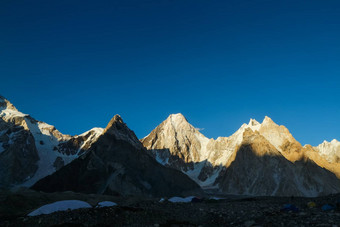 默兰德山丘巴尔托罗冰川基地营巴基斯坦