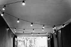 天花板街咖啡馆装饰加兰