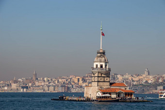 <strong>少女</strong>塔位于伊斯坦布尔