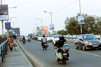 当他加尔各答12月晚上交通城市汽车高速公路路交通小时街下降马杰哈特桥桥加尔各答的替代交通走廊