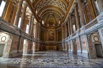 caserta一群低等地区意大利8月灿烂的皇家宫