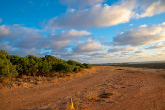 色彩斑斓的云海岸景观日落杰拉尔顿西方澳大利亚