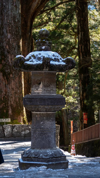 红石头灯笼toshogu神社