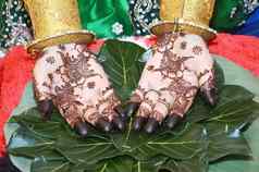 指甲花手印尼婚礼新娘