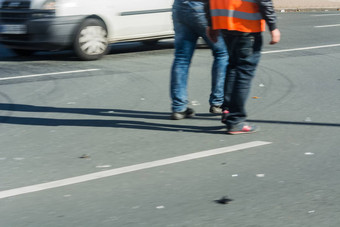 事故汽车部分警告三角形路