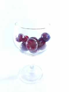 樱桃水果透明的葡萄酒杯樱桃零食巨像