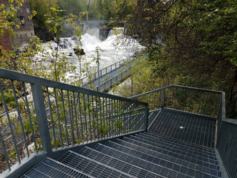 金属楼梯步骤下行水瀑布路易斯塔里夫加拿大