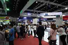 曼谷泰国10月泰国移动世博会移动电话贸易公平很多人买智能手机10月曼谷泰国