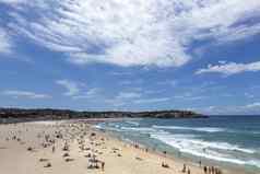 波休息时间冲浪清晰的沙子著名的澳大利亚悉尼