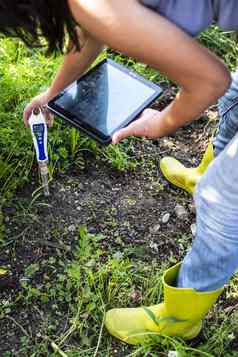 计测试人员土壤测量土壤数字设备