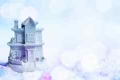 雪房子雪色彩斑斓的散景效果