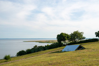 田园夏天景观清晰的湖<strong>波兰</strong>