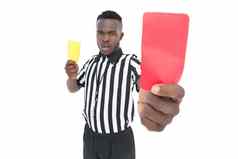 裁判显示黄色的红色的卡