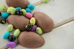巧克力复活节鸡蛋木板材