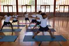 学生们瑜伽瑜伽席学校