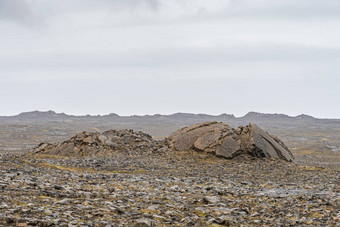 桥大陆冰岛<strong>火山岩石</strong>推向上打破