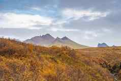 瓦特纳霍库尔冰川冰岛高山峰色彩斑斓的火山山