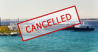 邮轮游艇取消了由于冠状病毒流感大流行乘客铁路运输取消由于kovid疫情背景观光游艇海