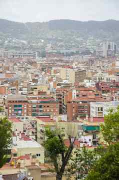 屋顶巴塞罗那一块城市巴塞罗那显示体系结构一般空气视图夏天一天城市景观屋顶扩展区区加泰罗尼亚西班牙