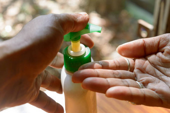 handwash洗手液瓶洗手清洁手<strong>健康卫生健康</strong>护理医疗身体护理消毒<strong>健康</strong>的生活方式孤立的背景