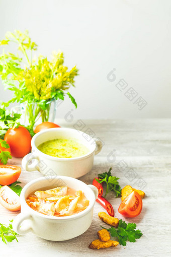 概念健康的蔬菜Legume汤